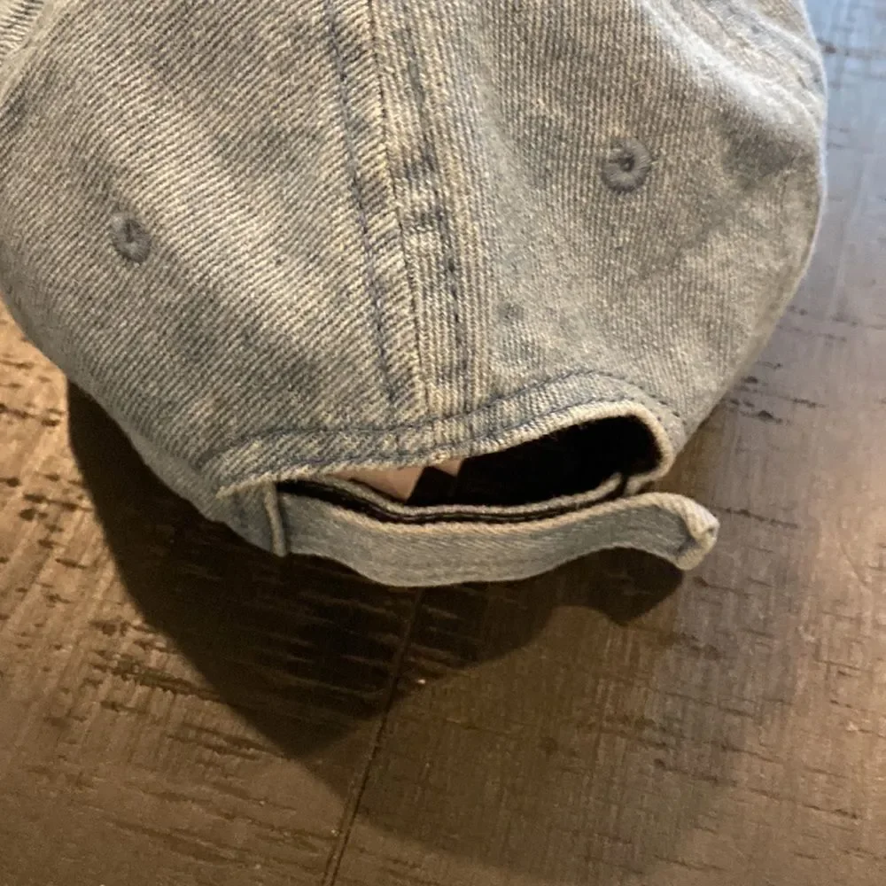 David and Young Brunch Hat Light Denim Wash One Size Velcro‌‌‌‌‌‌‌‌‌‌‌‌‌‌‌‌‌